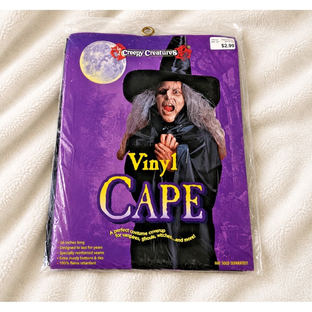 NOS Vintage 1995 Creepy Creatures Vinyl Cape Sealed Halloween Witch Vampire 45"
